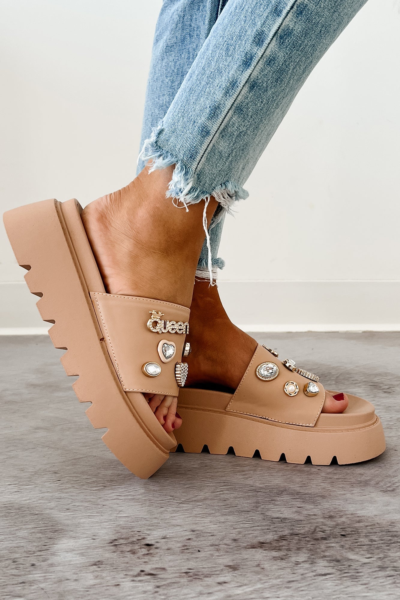 Radiant Bliss Embezzled Platform Sandal (Nude)