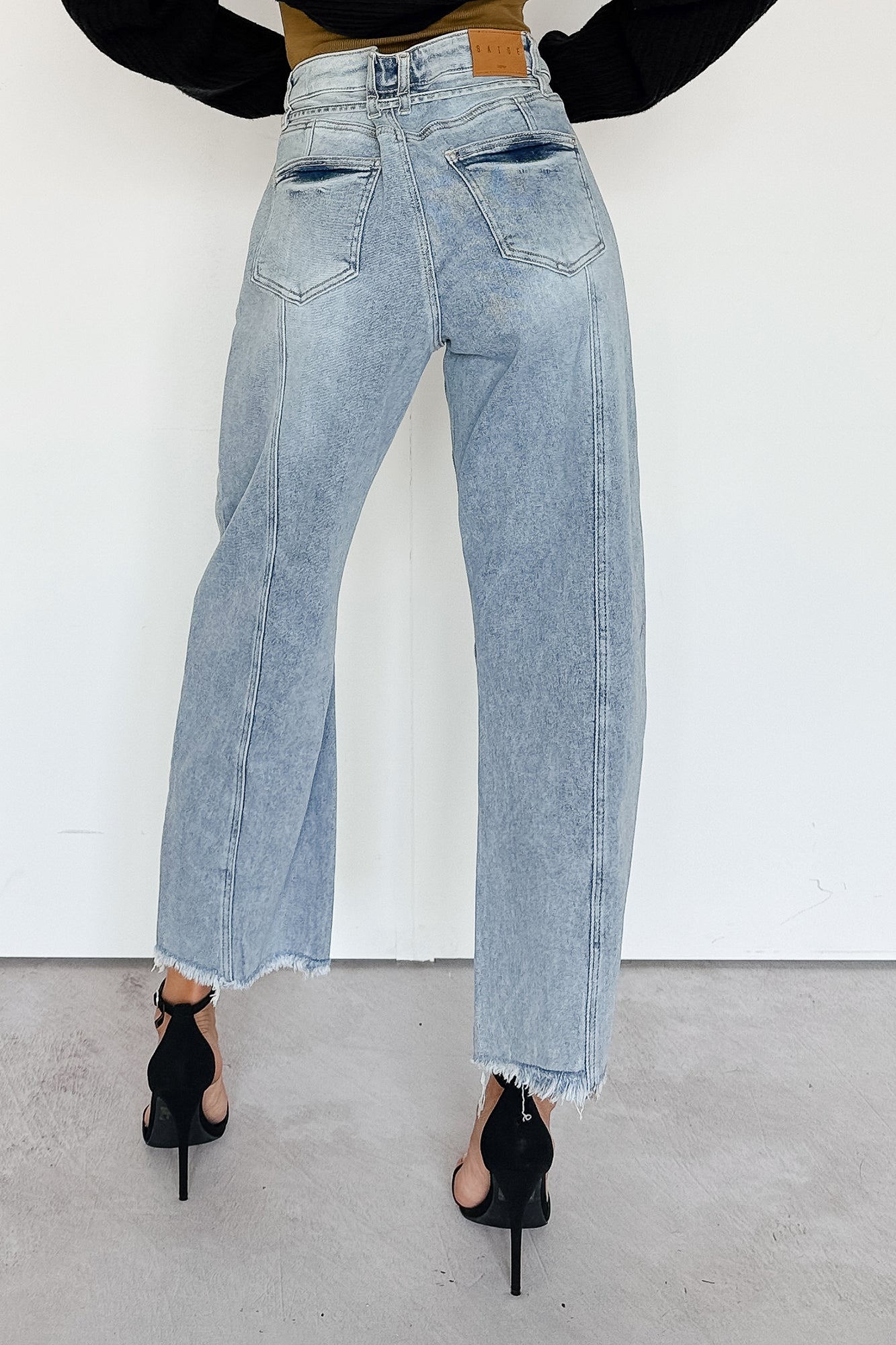 Solara High Rise Waist Tie Saige Denim Barrel Jeans (Light Wash)
